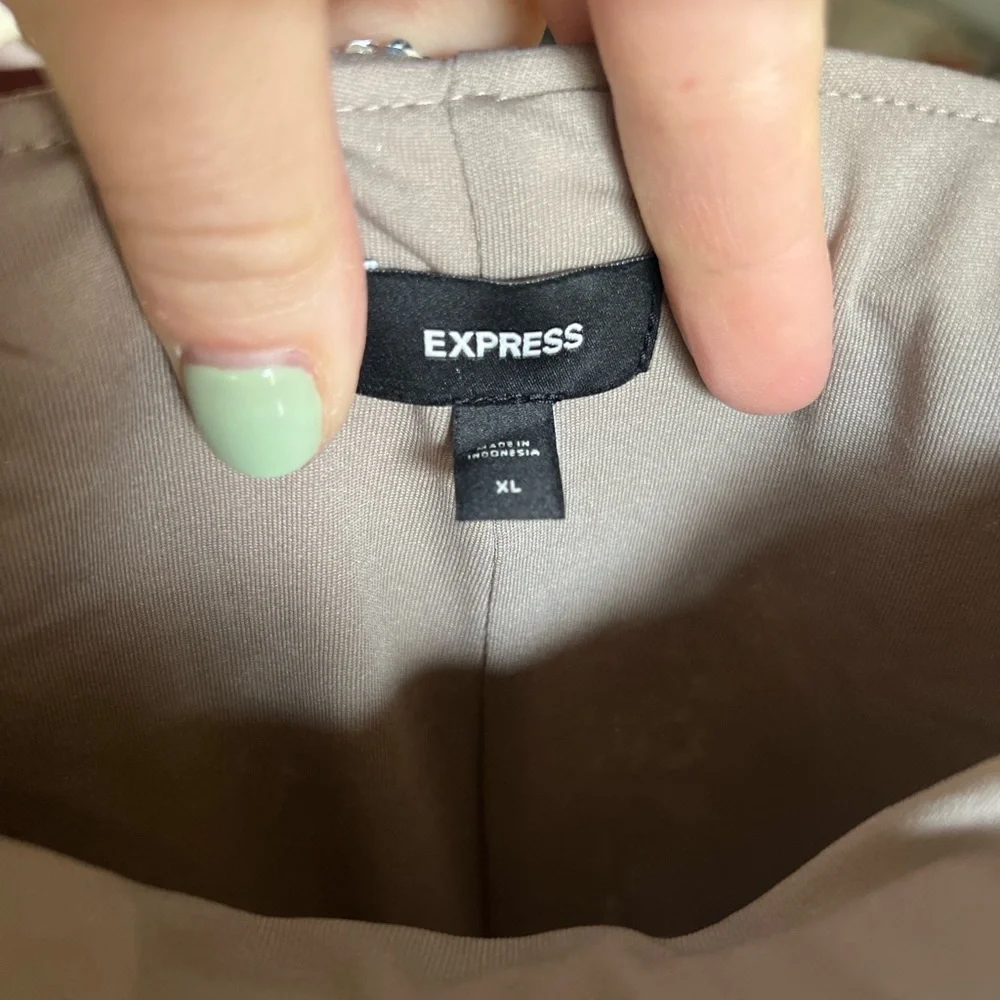 Express Silver Sequin Blazer and Skirt Set - Picture 5 of 7